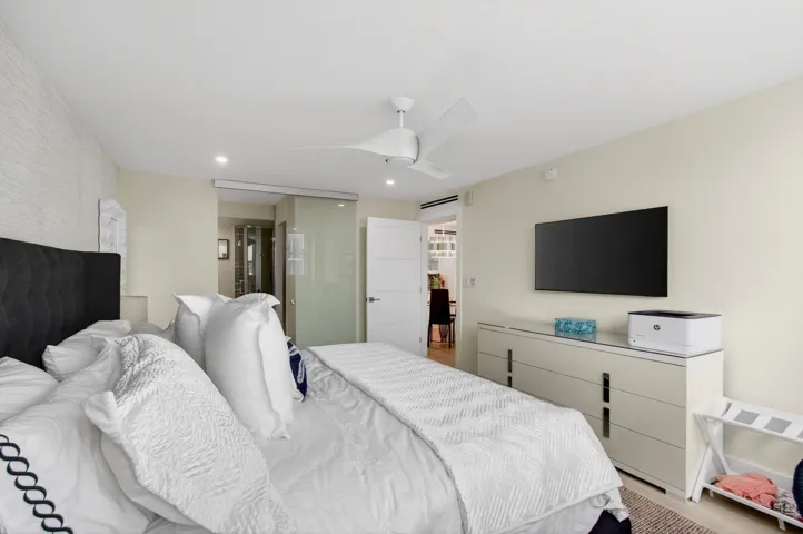 Bedroom #1
