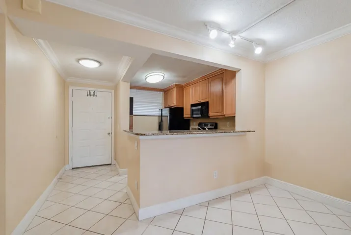 MLS IA - 109 Lake Emerald Drive-15