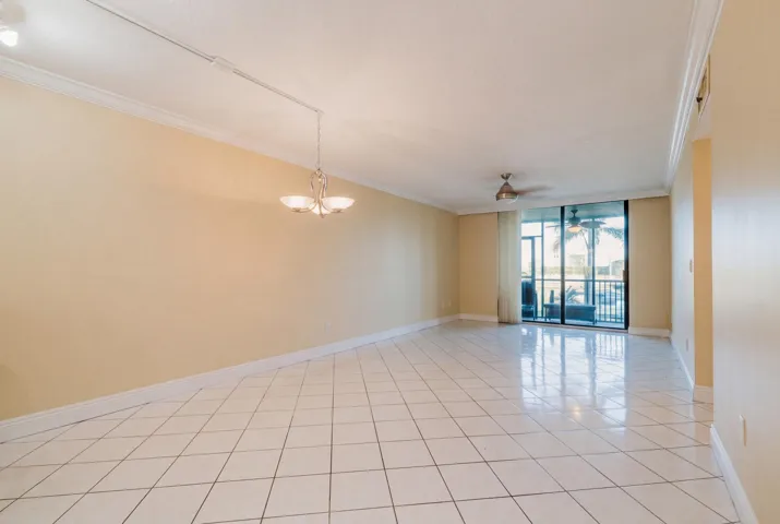MLS IA - 109 Lake Emerald Drive-4