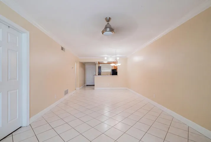 MLS IA - 109 Lake Emerald Drive-8