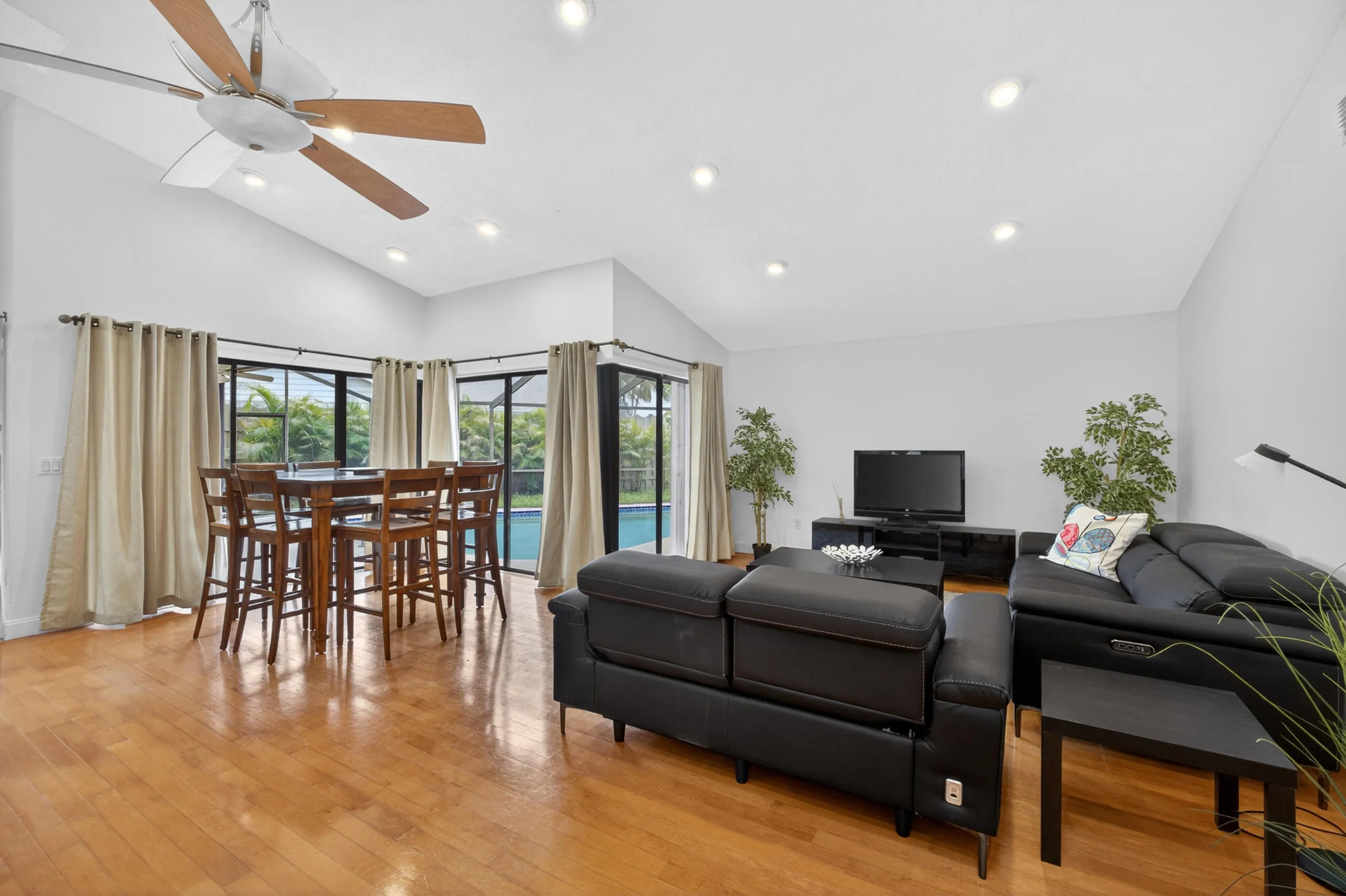 Family room!