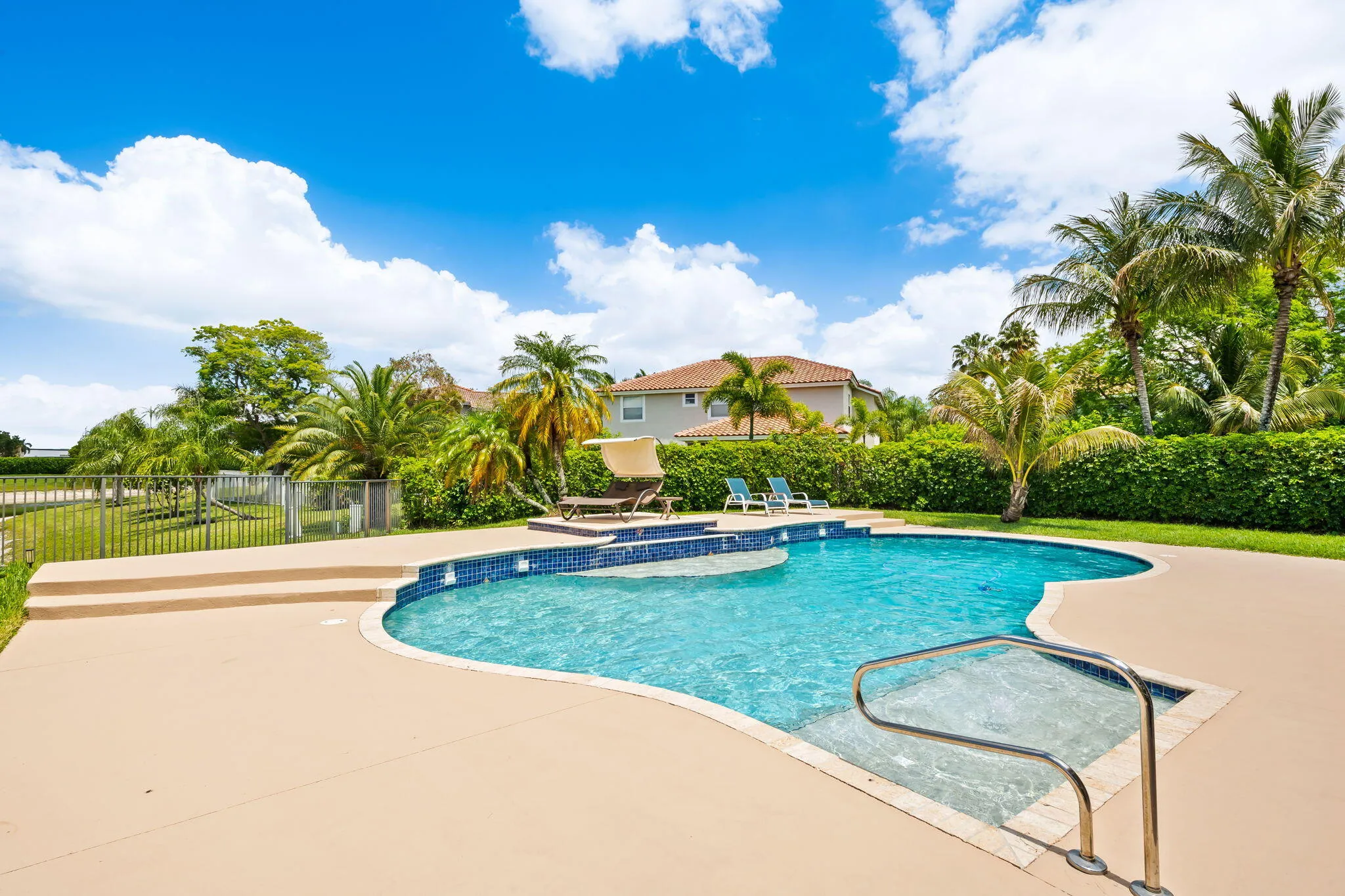 Property photo 38