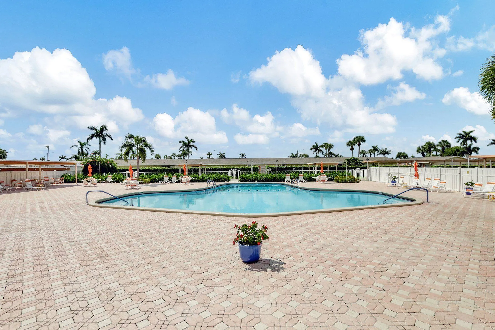 52-web-or-mls-27-web-or-mls-GMP_3300