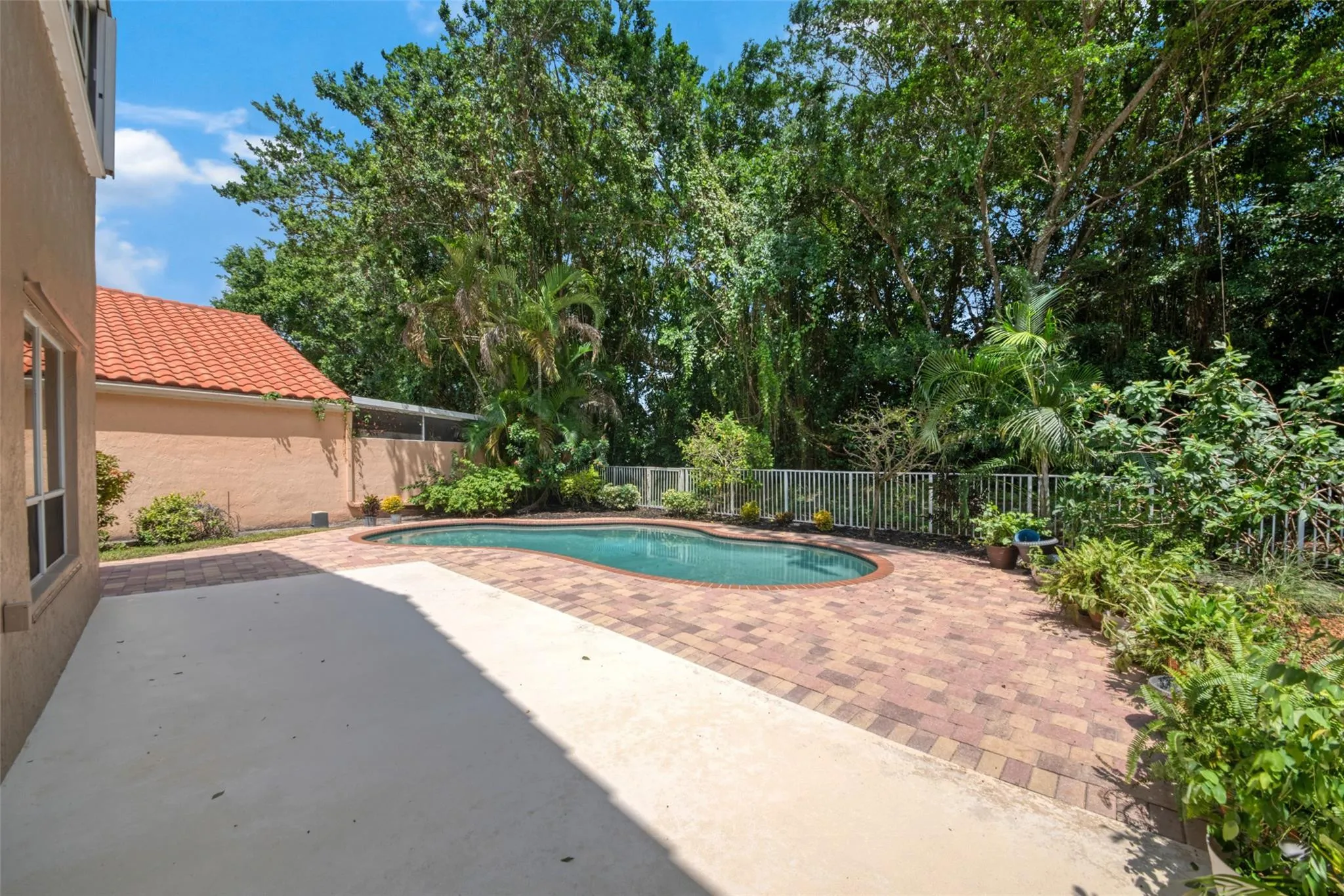Property photo 25