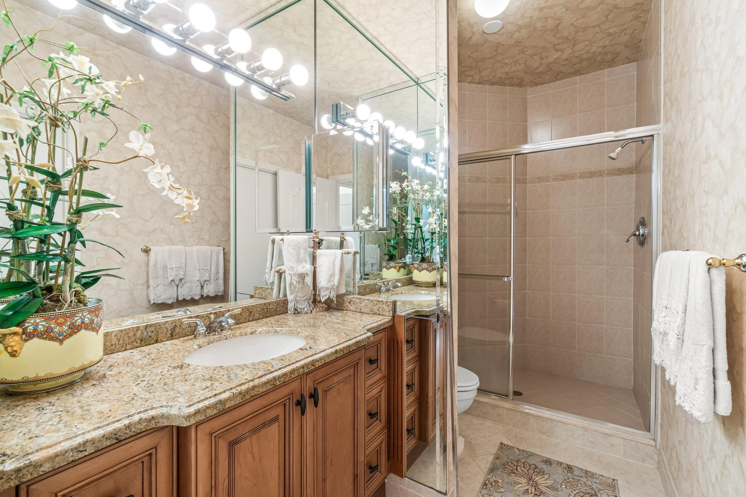4th Bathroom