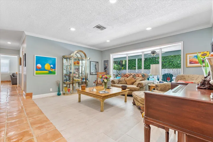 14-5101 N 36th Ct_014