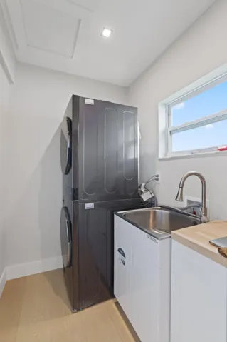275 Northeast 16th St - 37.jpg-SMALL