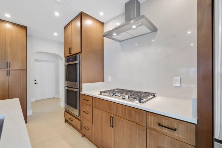 275 Northeast 16th St - 31.jpg-SMALL