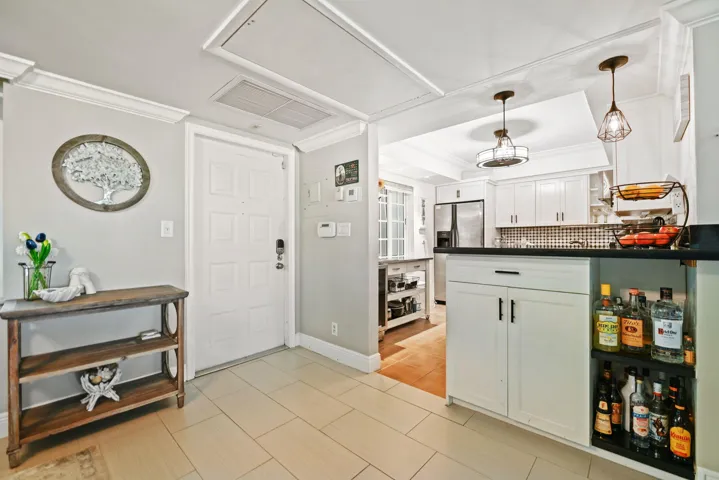 3-web-or-mls-800-cypress-blvd-103