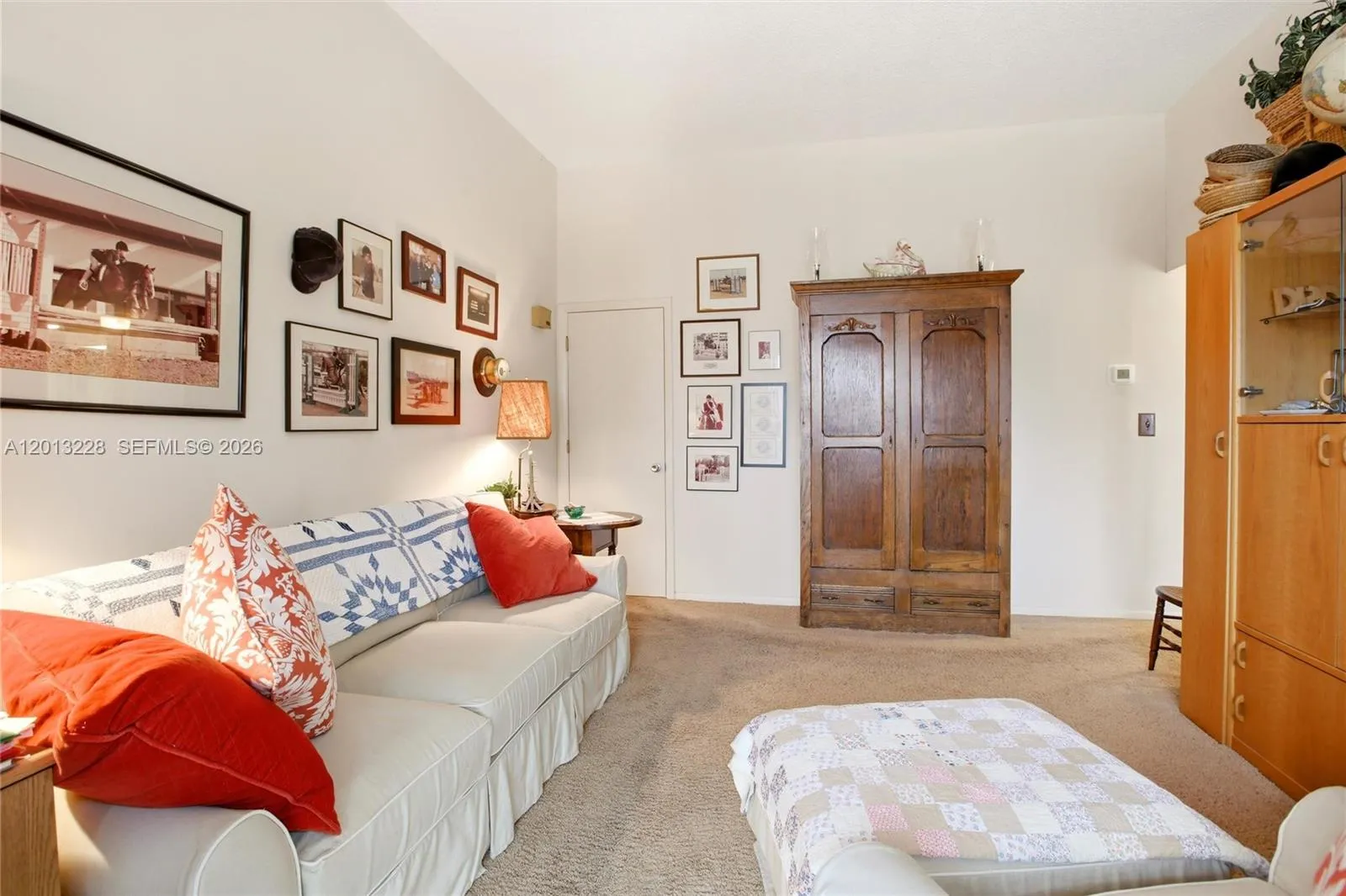 Potential third bedroom/ office space
