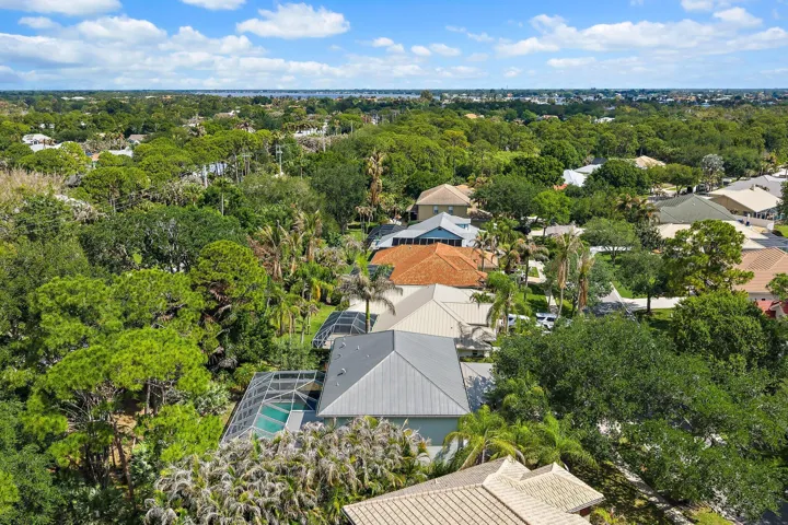 011-1138SWLighthouseDr-PalmCity-SMALL