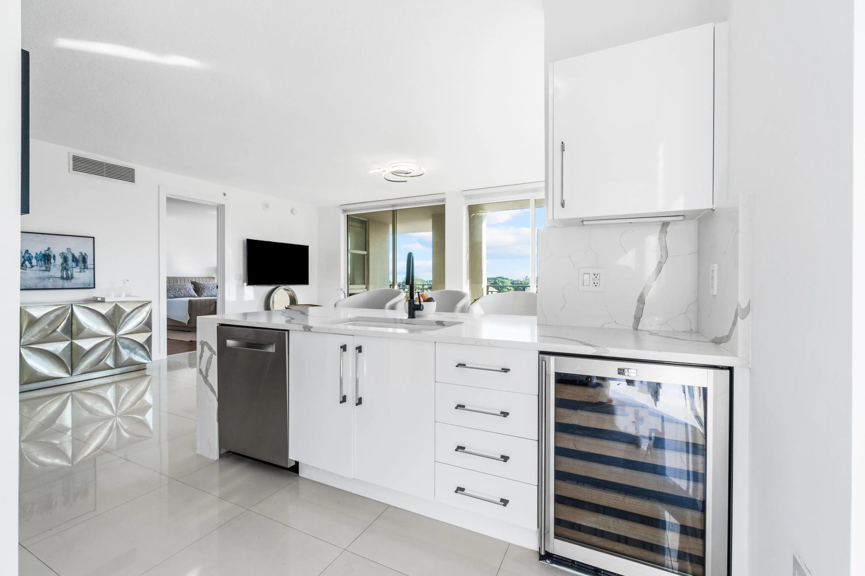 Fully equipped kitchen