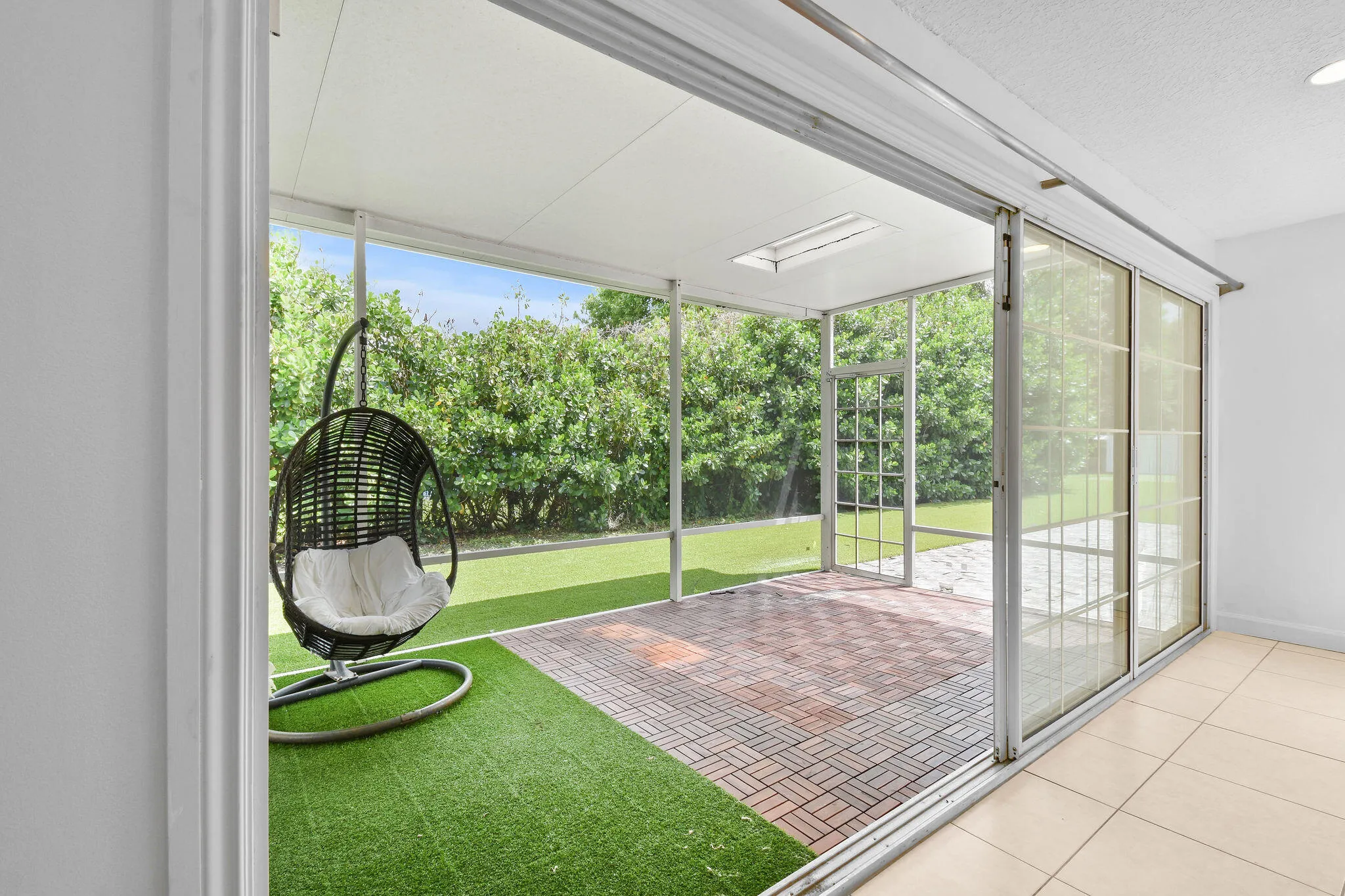 16582MellenLn(46)