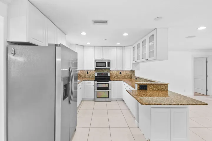 16582MellenLn(36)