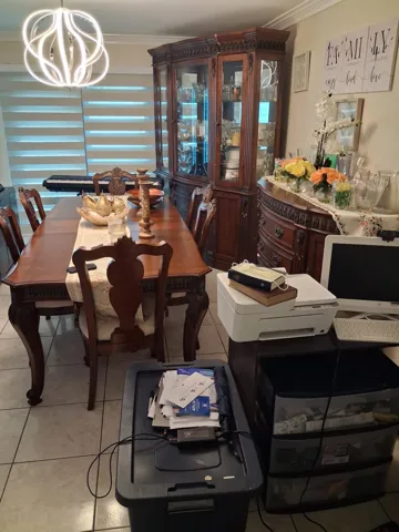 9752 Dining Room.