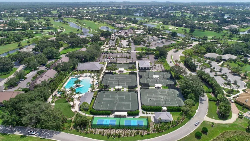 Tennis pickleball
