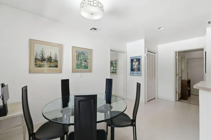 6980SEWingedFootDr(27)