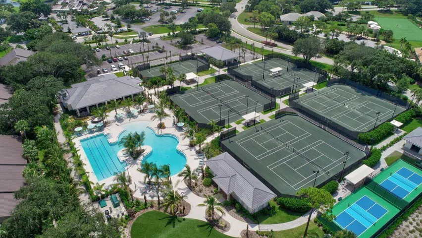 Tennis pickleball pool