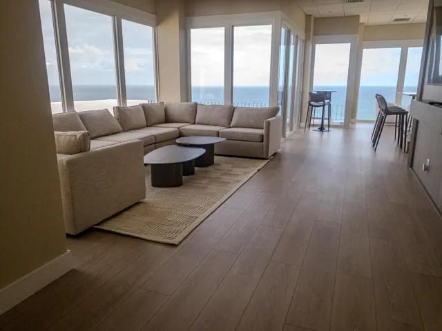 Sky Lounge
