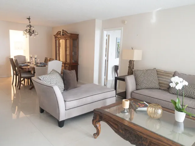 Dining /Living Room