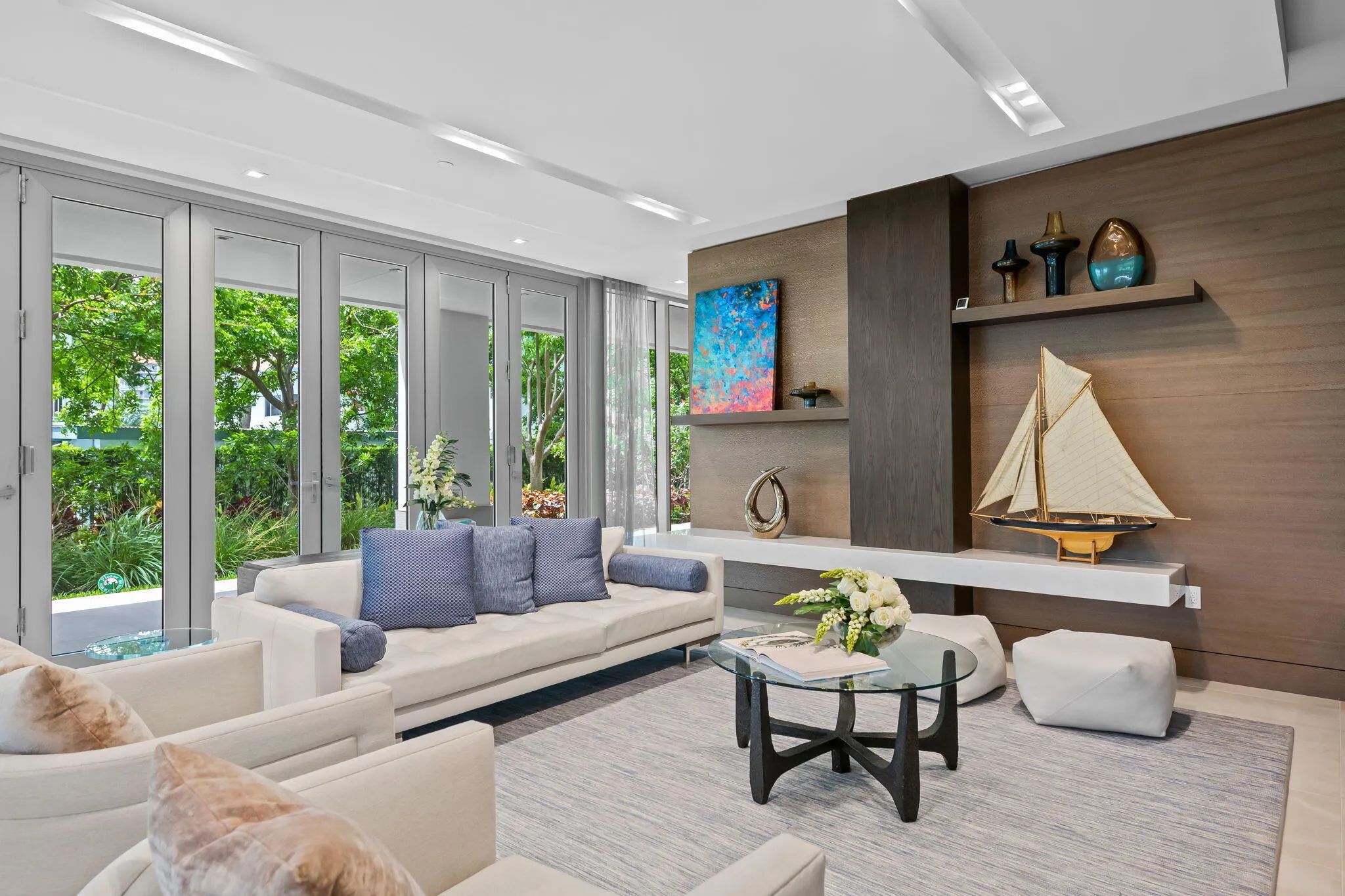 Steven G design Club Room