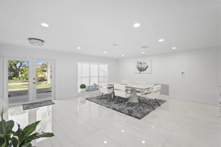 3531 Northeast 30th Ave - 12.jpg-FULL