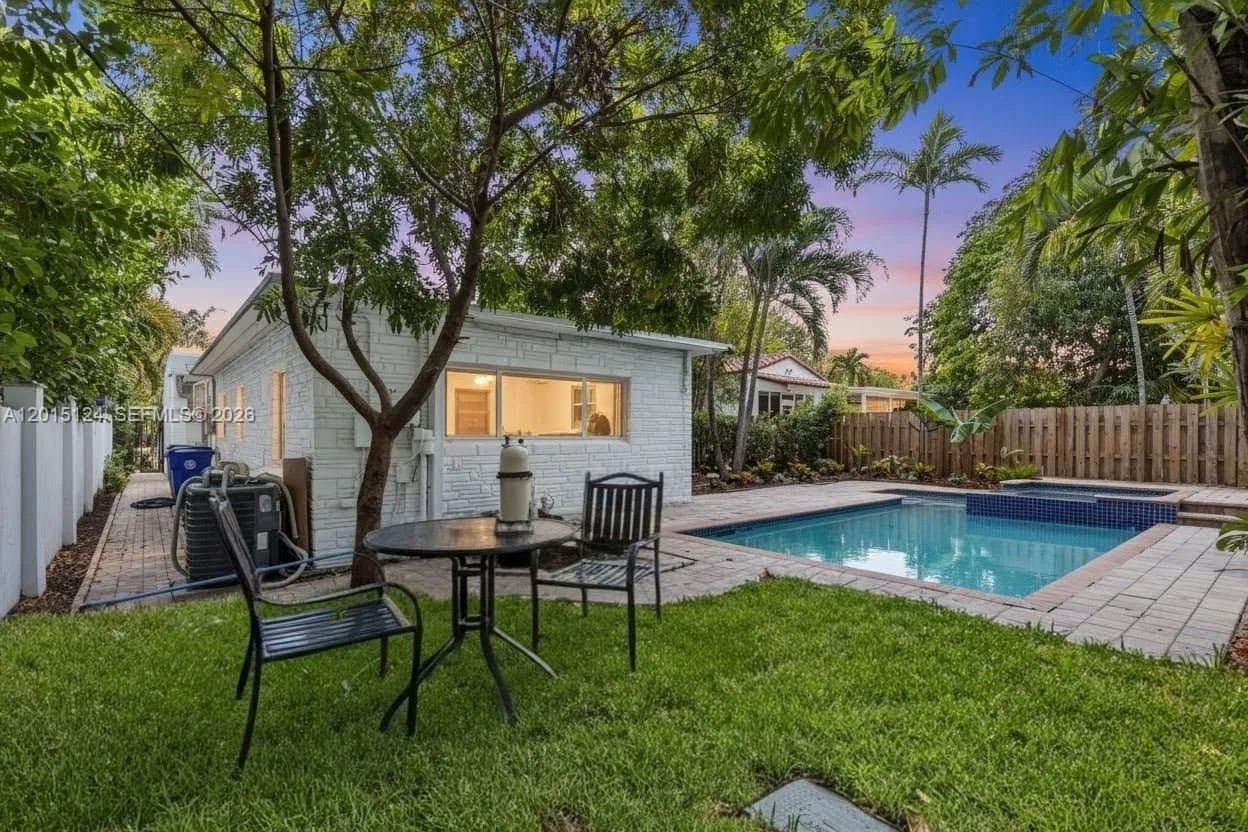 Property photo 130