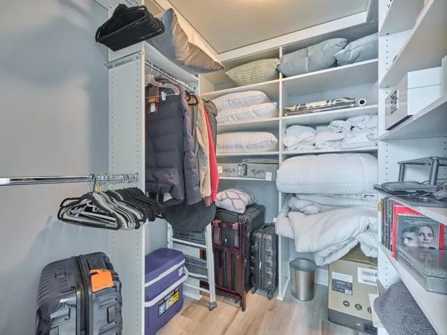 Guest Bedroom Closet