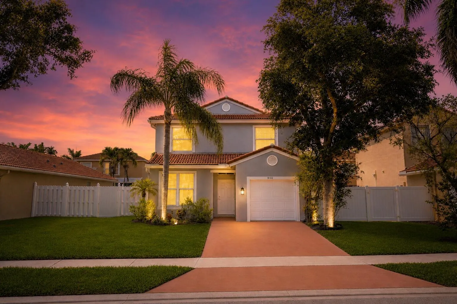 8102 Pelican Harbour Dr Twilight