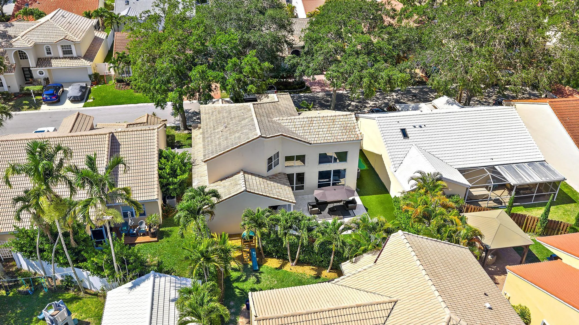10101 Oak Bark Ln-24