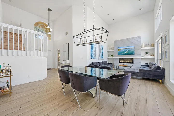 10101 Oak Bark Ln-8