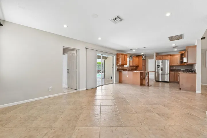 10 Dining area 03