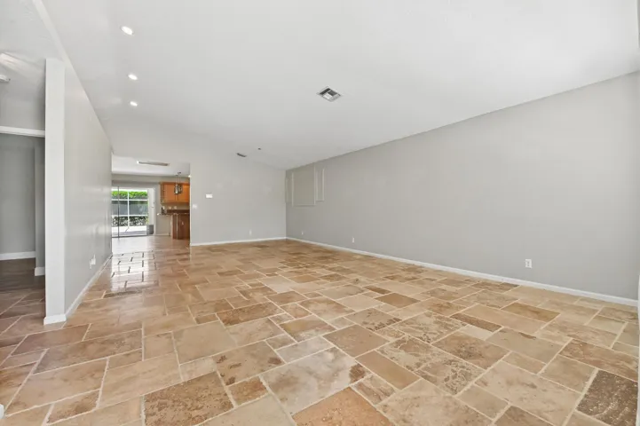 04 Living room 01 (2)