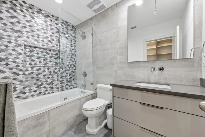 2835 Polo Island Drive - 46.jpg-SMALL