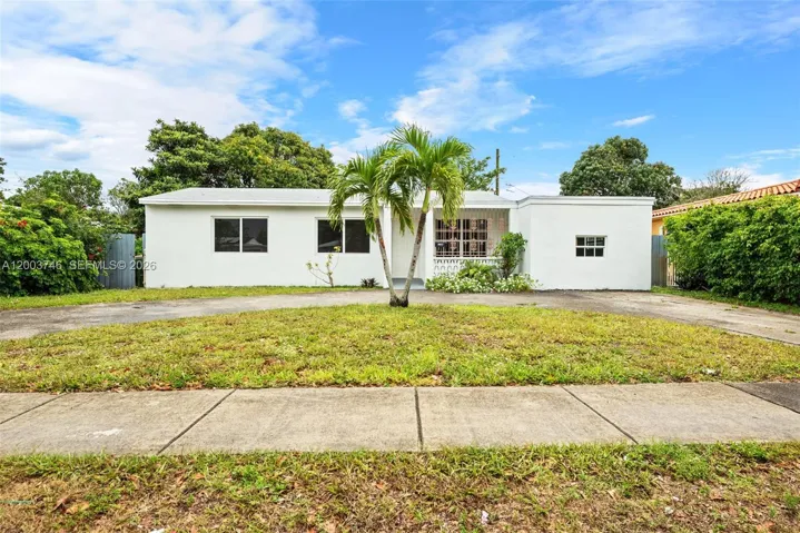 Circular driveway