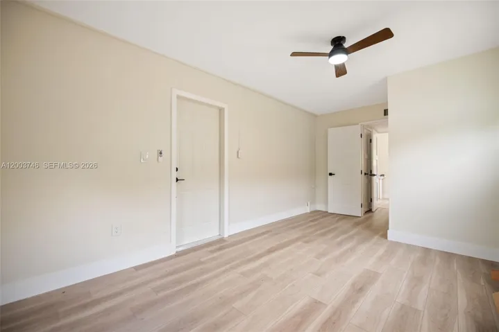 Den or 4th bedroom