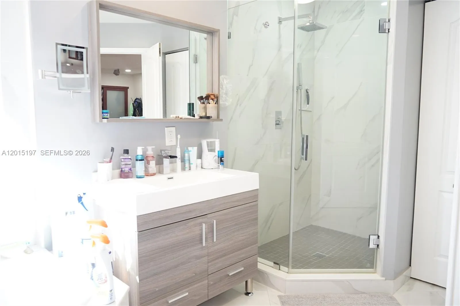 Property photo 99
