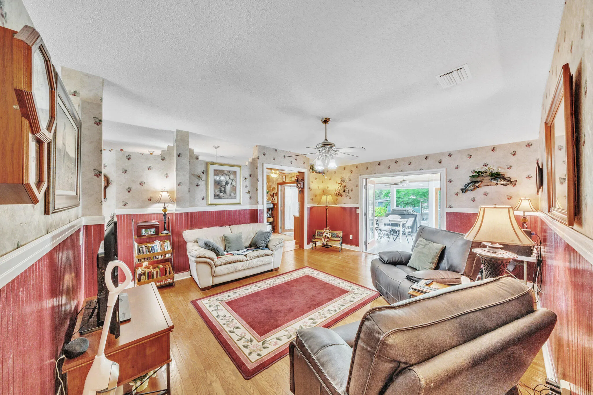 Property photo 50