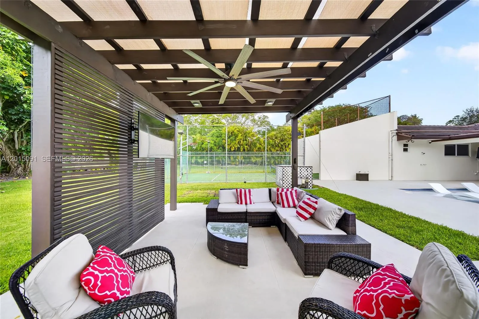 Property photo 128