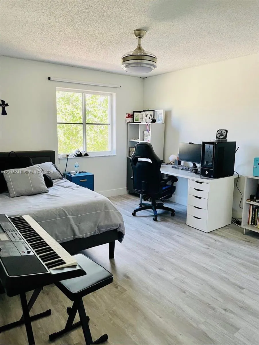 Property photo 37