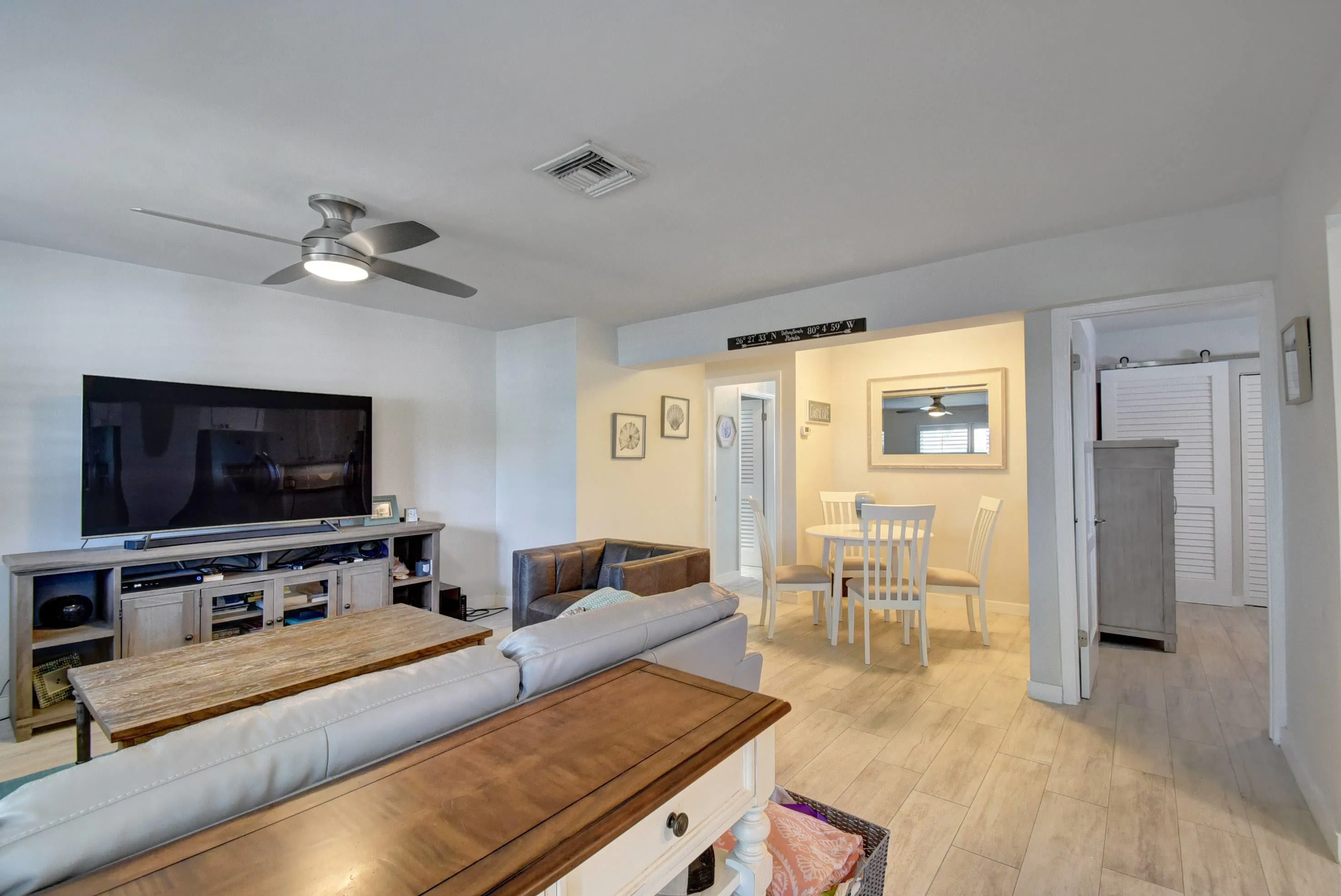 P Living Room