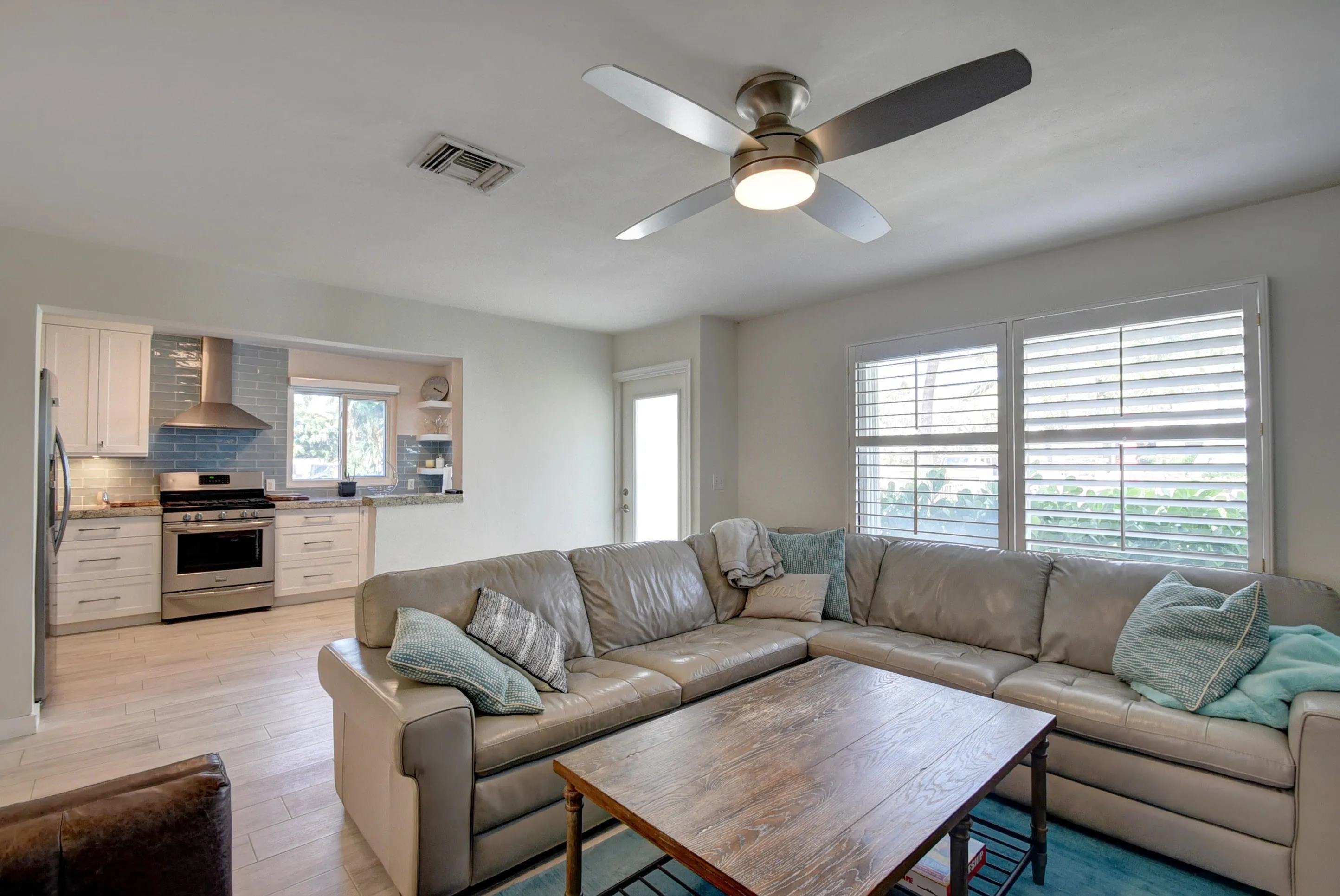 P Living Room 3