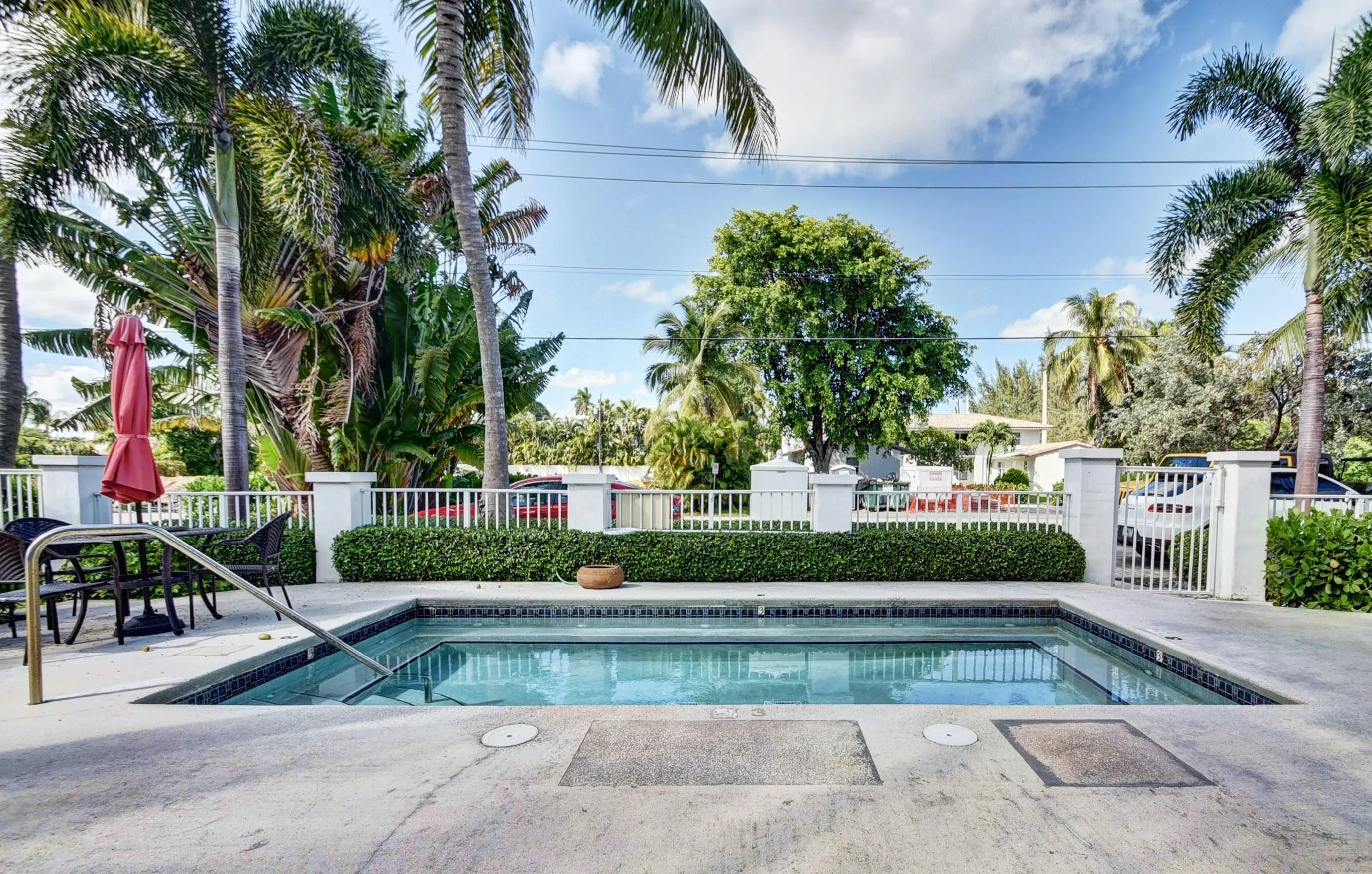P Pool Shot