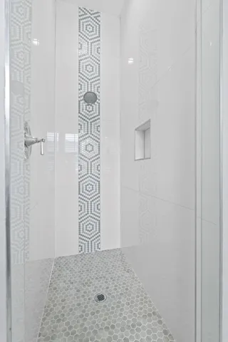 31-web-or-mls-A7404998