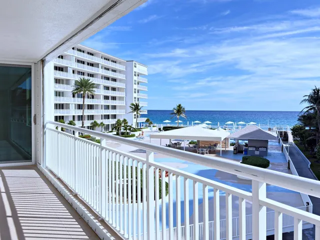 Balcony 4
