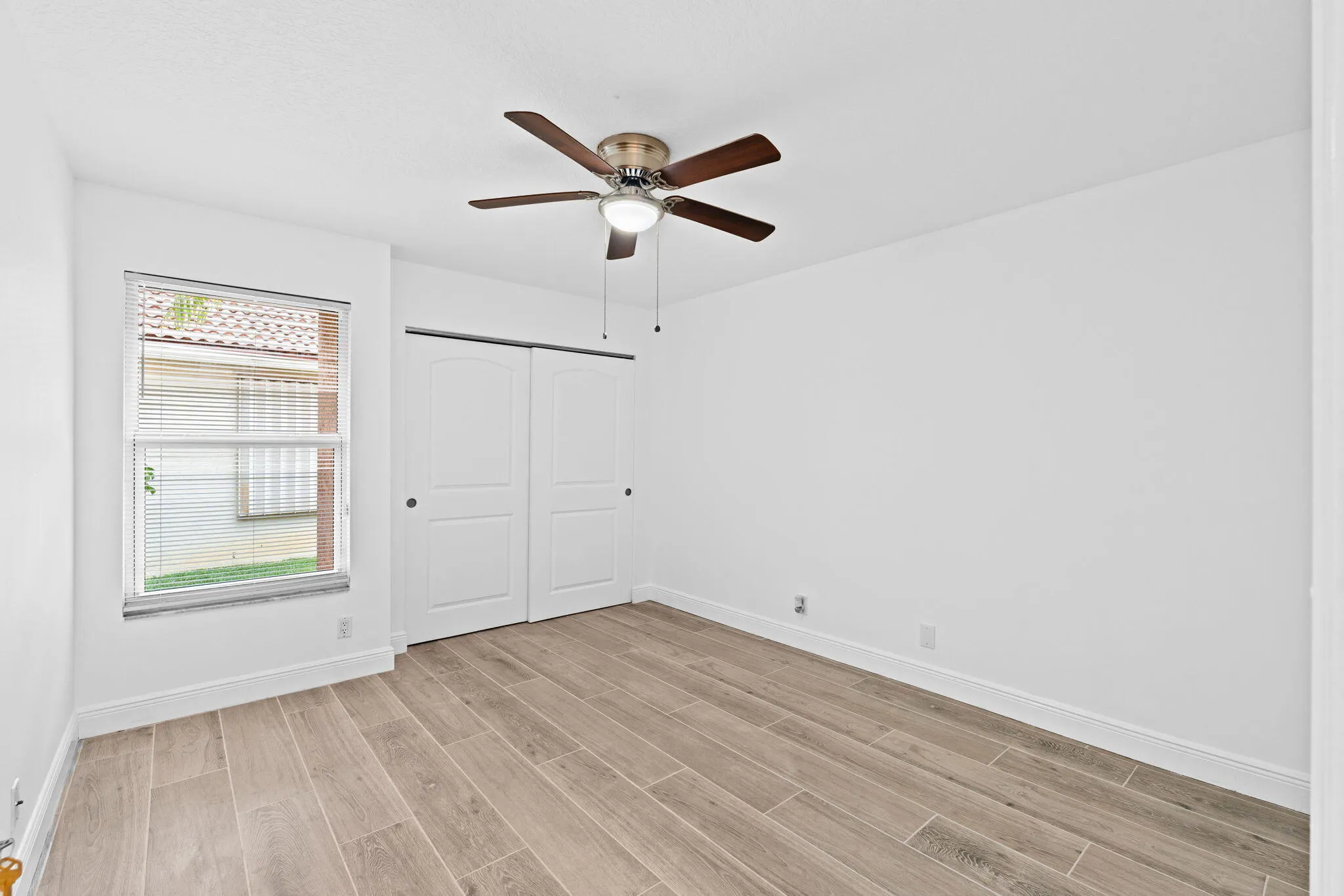 24-web-or-mls-A7405841
