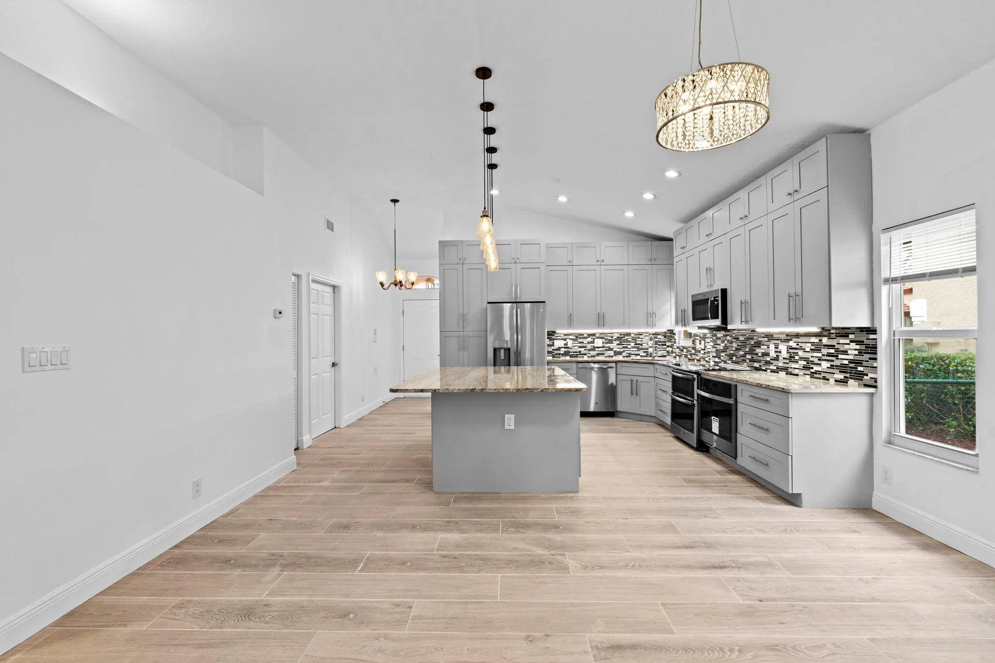7-web-or-mls-A7405784