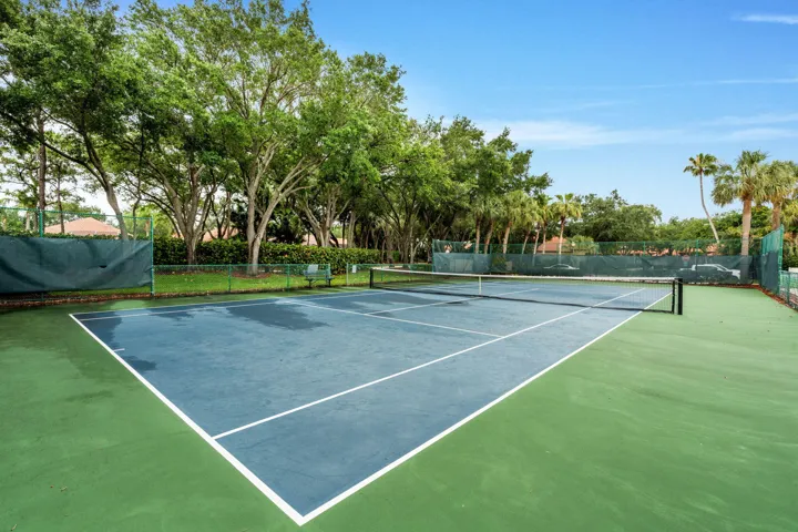 43-web-or-mls-A7405852
