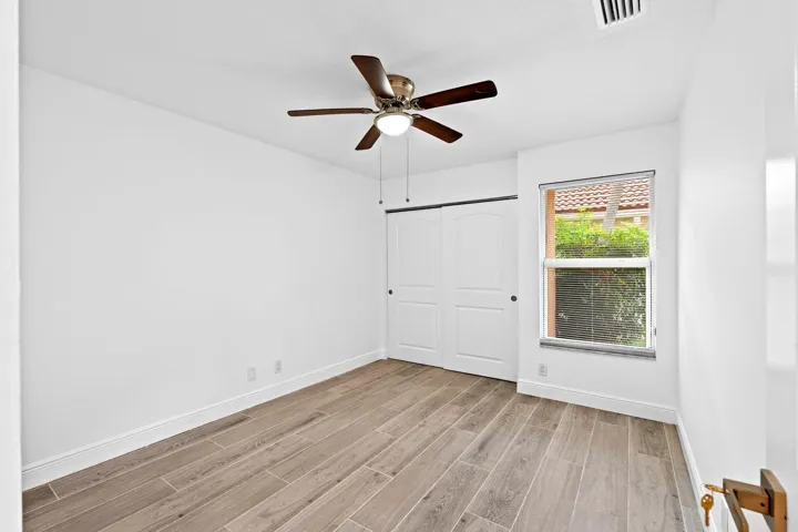 23-web-or-mls-A7405835