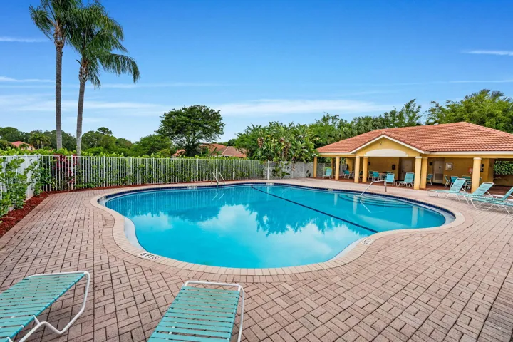 45-web-or-mls-A7405854